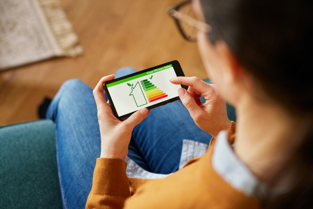 Checking house efficiency rating on mobile app